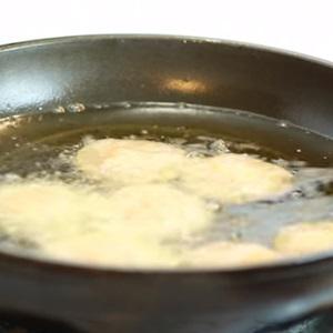 Cách làm chả cá chiên thơm dai