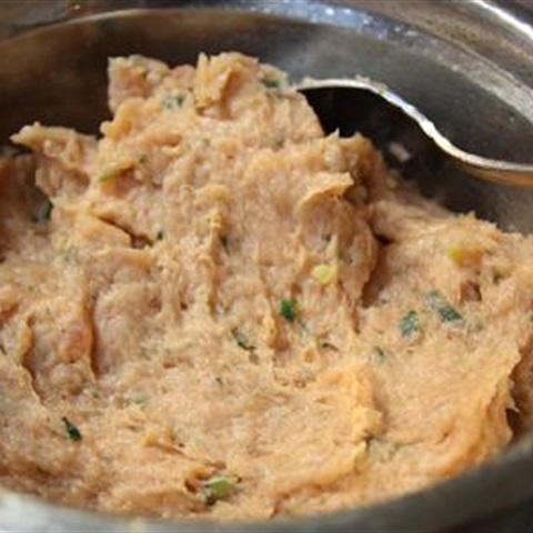 Cách làm chả cá hồi chấm tương