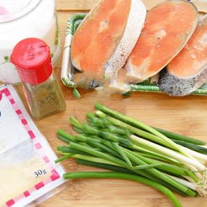 Cách làm chả cá hồi chiên