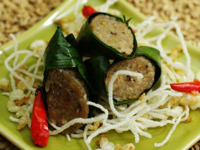 Chả cốm nướng lá chuối