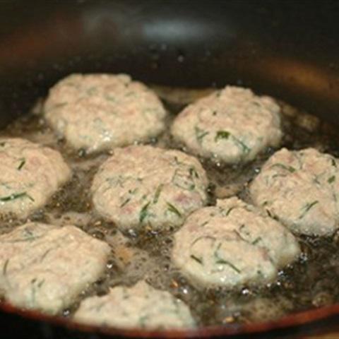 Cách làm chả đậu thịt lá lốt