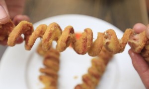 Chả đậu thịt viên giòn ngon cuốn hút, càng ăn càng thích