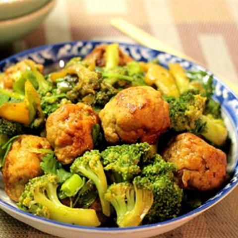 Cách làm chả gà kho bông cải xanh