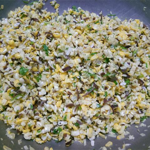 Cách làm chả giò bắp