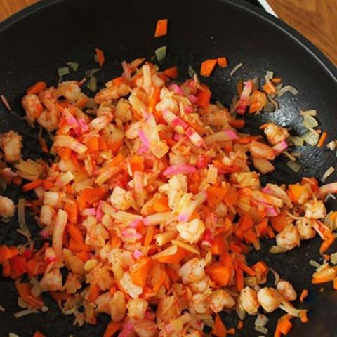 Cách làm chả giò hải sản