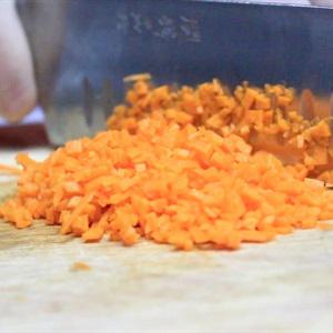 Cách làm chả giò nhân thịt nấm