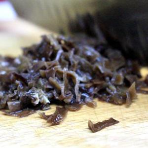 Cách làm chả giò nhân thịt nấm