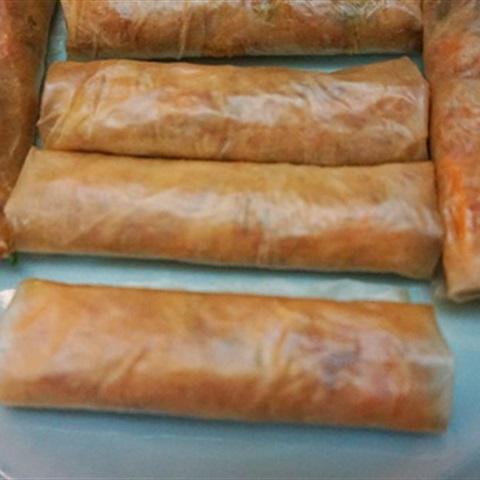 Cách làm chả giò nhân thịt rau củ