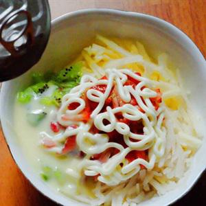 Cách làm chả giò nhân trái cây