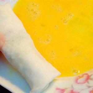 Cách làm chả giò nhân trái cây