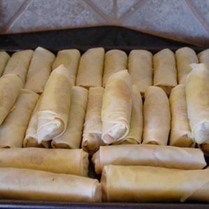 Cách làm chả giò thịt băm rau củ