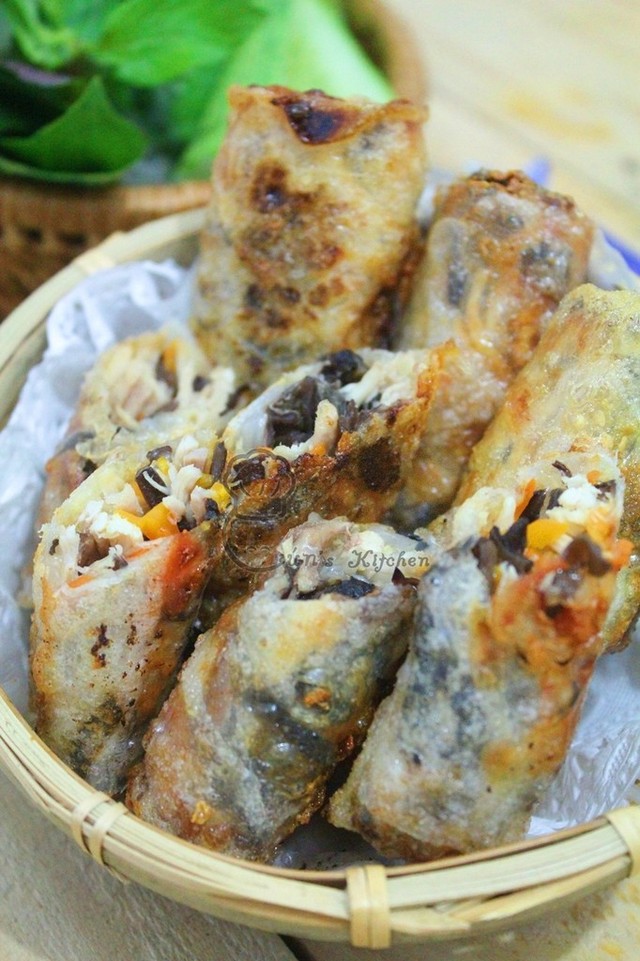 Chả giò thịt gà