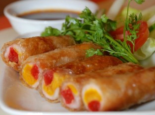 Chả giò trứng muối