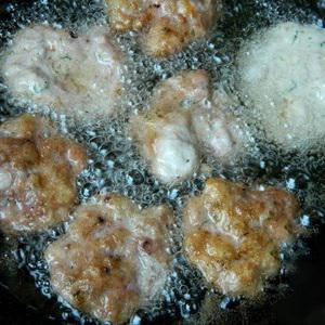 Cách làm chả mực Hạ Long