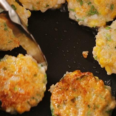 Cách làm chả tôm bắp