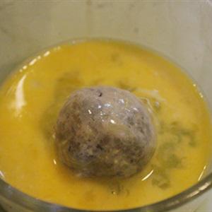 Cách làm chả tôm bọc trứng cút