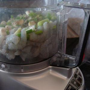 Cách làm chả tôm chiên vàng