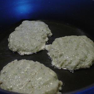 Cách làm chả tôm chiên vàng