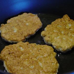 Cách làm chả tôm chiên vàng