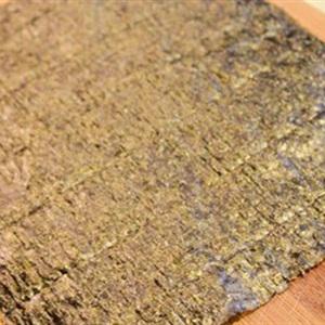 Cách làm chả tôm cuộn rong biển