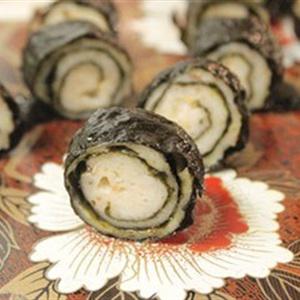Cách làm chả tôm cuộn rong biển