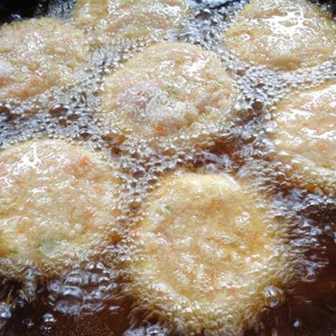 Cách làm chả tôm tươi