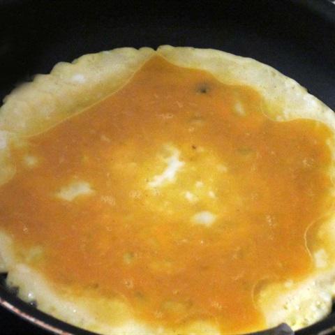 Cách làm chả trứng cuộn rau củ