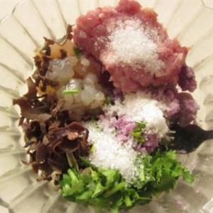 Cách làm chả trứng khoai môn