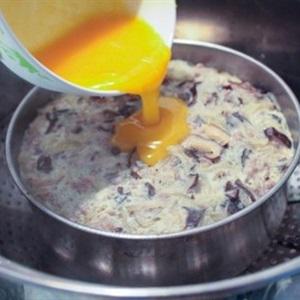 Cách làm chả trứng khoai môn