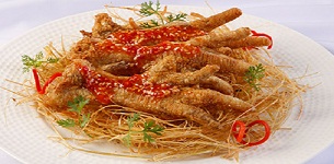 Chân gà chiên chấm mắm mè