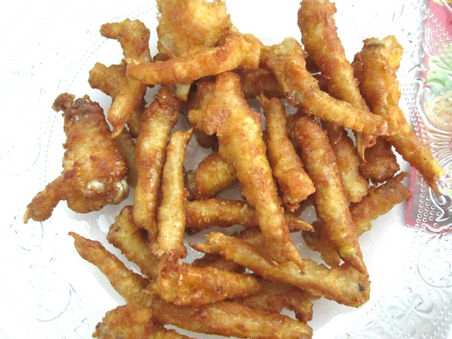 Chân gà chiên giòn