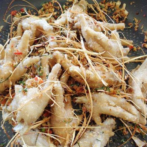 Cách làm chân gà chiên sả ớt