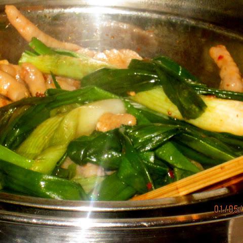 Cách làm chân gà hấp hành