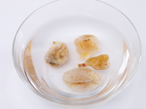 Chân gà nướng muối ớt thơm lừng, giòn cay đậm vị