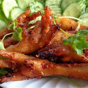 Cách làm chân gà nướng sa tế