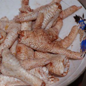 Cách làm chân gà om ngũ vị