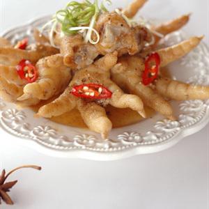 Cách làm chân gà om ngũ vị
