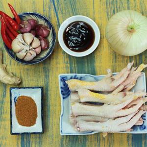 Cách làm chân gà xào cay