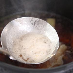 Cách làm chân giò hầm đậu nành