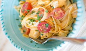 Chân giò hầm ngũ vị ngon tuyệt, ăn cả tuần vẫn thèm