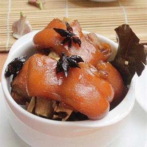 Cách làm chân giò hầm ngũ vị