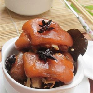 Cách làm chân giò hầm ngũ vị