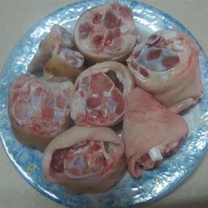 Cách làm chân giò hầm thuốc bắc