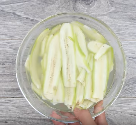 Cháo bắp ngon ngọt, tăng cường canxi giúp trẻ ăn ngon miệng, khỏe mạnh và chóng lớn