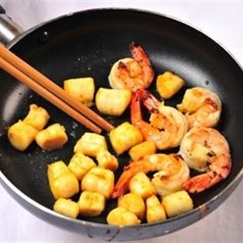 Cách nấu cháo bí đỏ sò điệp