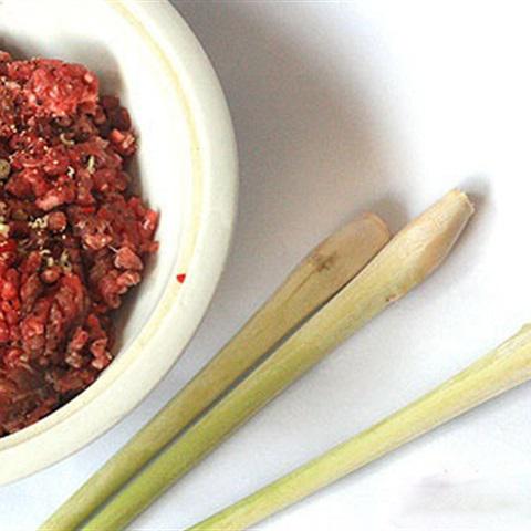 Cách làm chạo bò cuốn sả