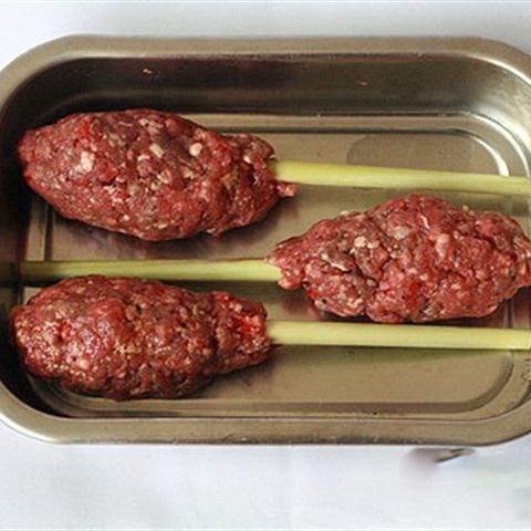 Cách làm chạo bò cuốn sả