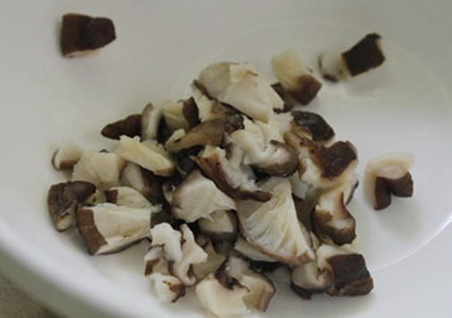 Cháo cua rau ngót đậu đỏ ngon ngọt, bổ dưỡng cho bé yêu