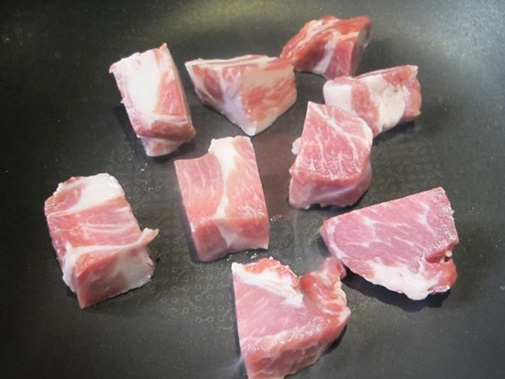 Cháo cua rau ngót đậu đỏ ngon ngọt, bổ dưỡng cho bé yêu