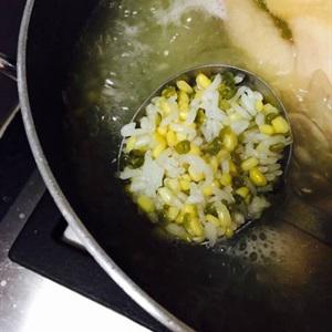 Cách làm cháo gà đậu xanh